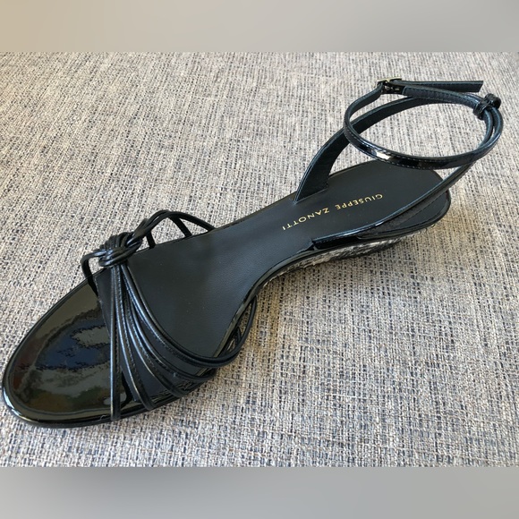 Brand new, never worn Giuseppe Zanotti wedge sandals in Italian shoe size 37.5 - Picture 12 of 16